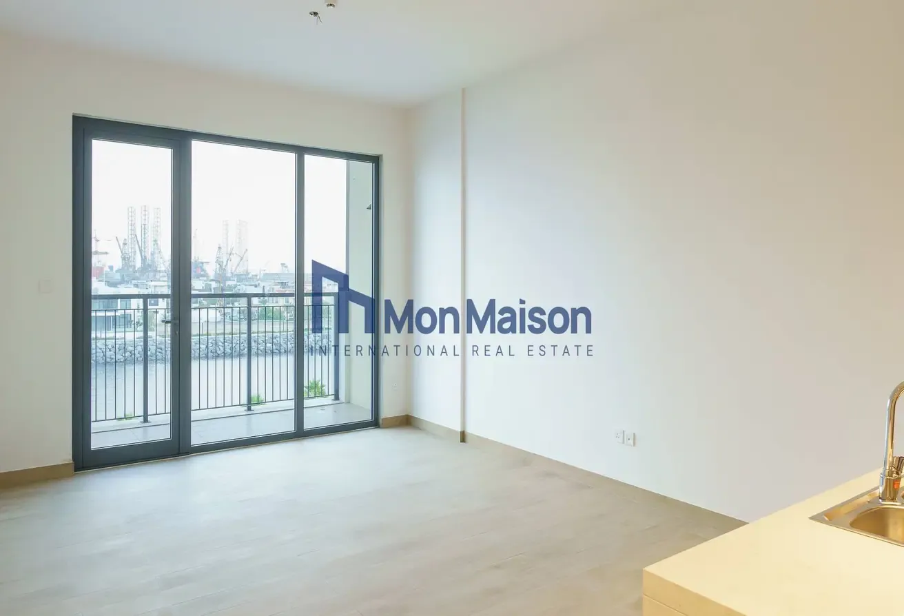 Amazing Sea View | Immaculate | Balcony