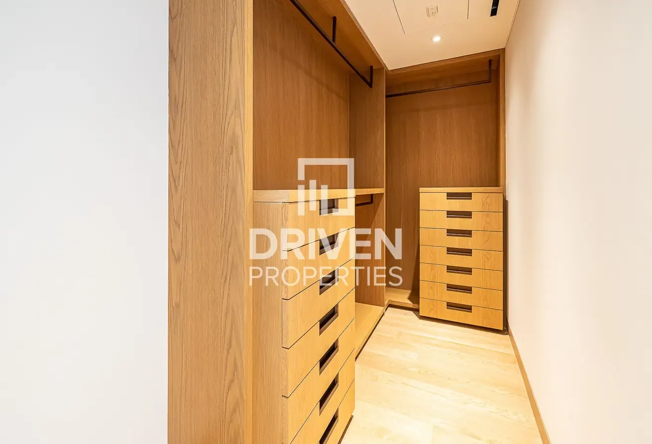 Captivating Marina View | Impressive Layout