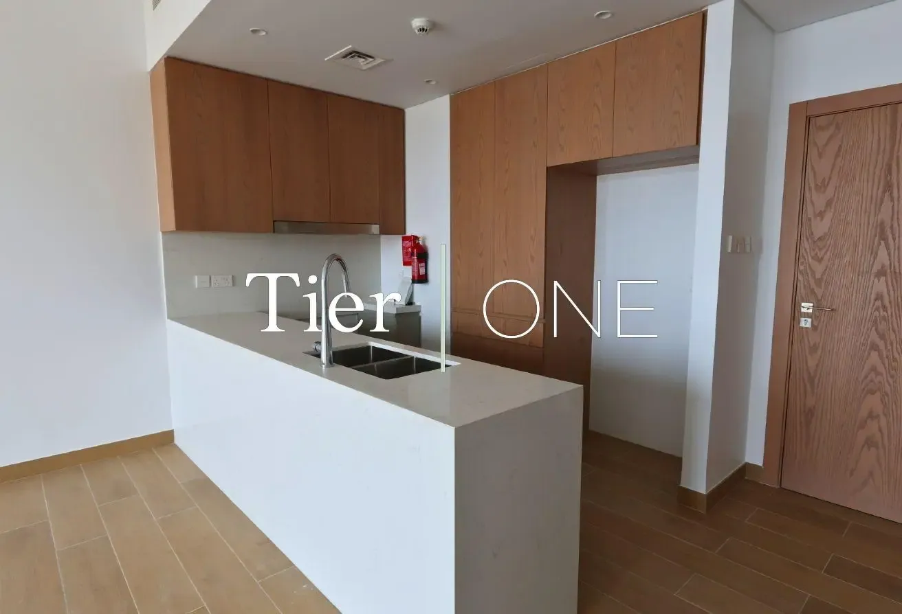 2br Skyline Sea View | Vacant | High Floor
