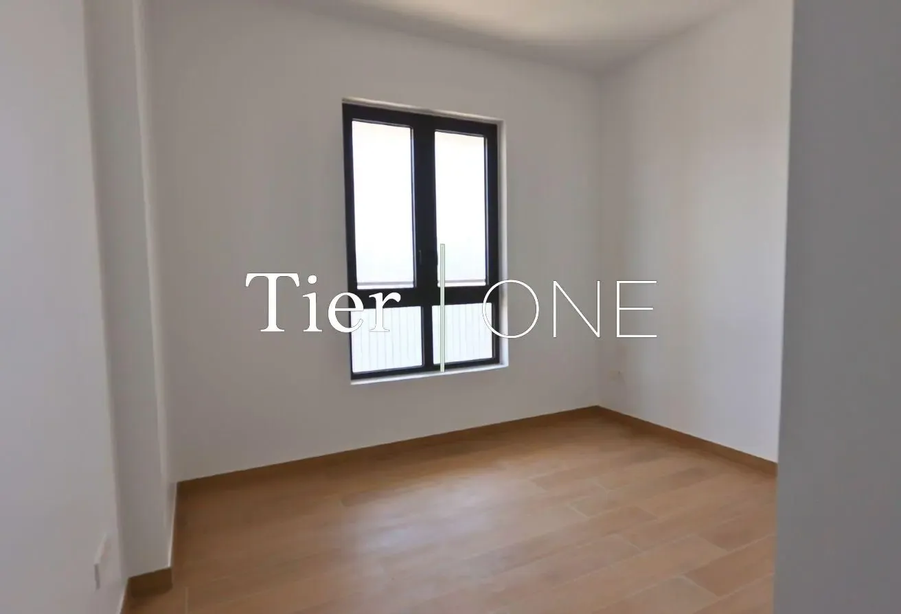 2br Skyline Sea View | Vacant | High Floor