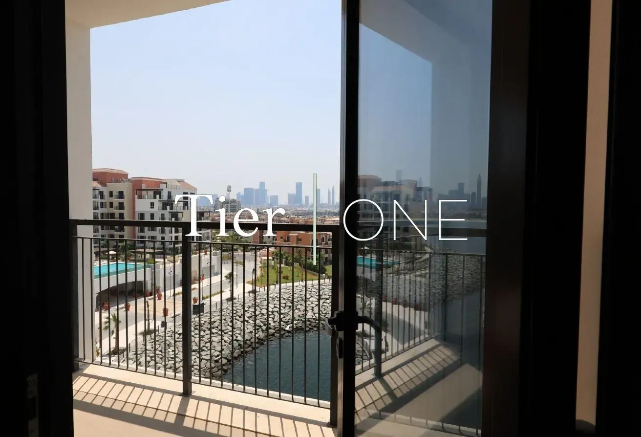 2br Skyline Sea View | Vacant | High Floor