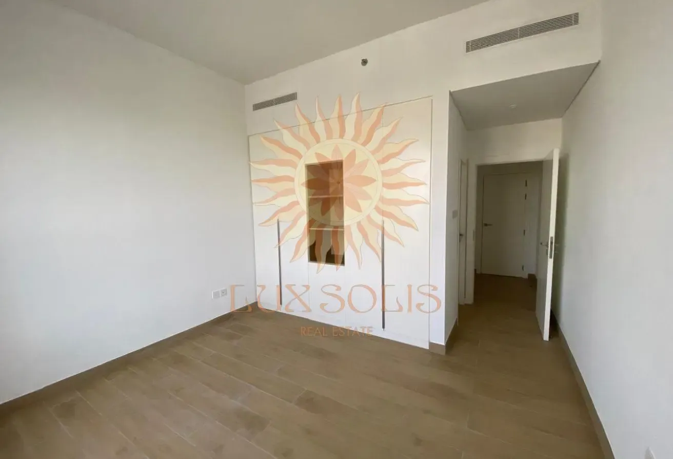 Ready and Vacant | Sea View | Motivated Seller