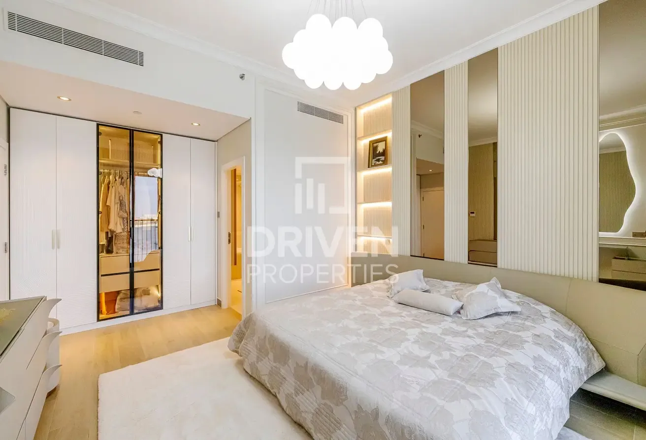 Fully Furnished and Modern | Stunning View