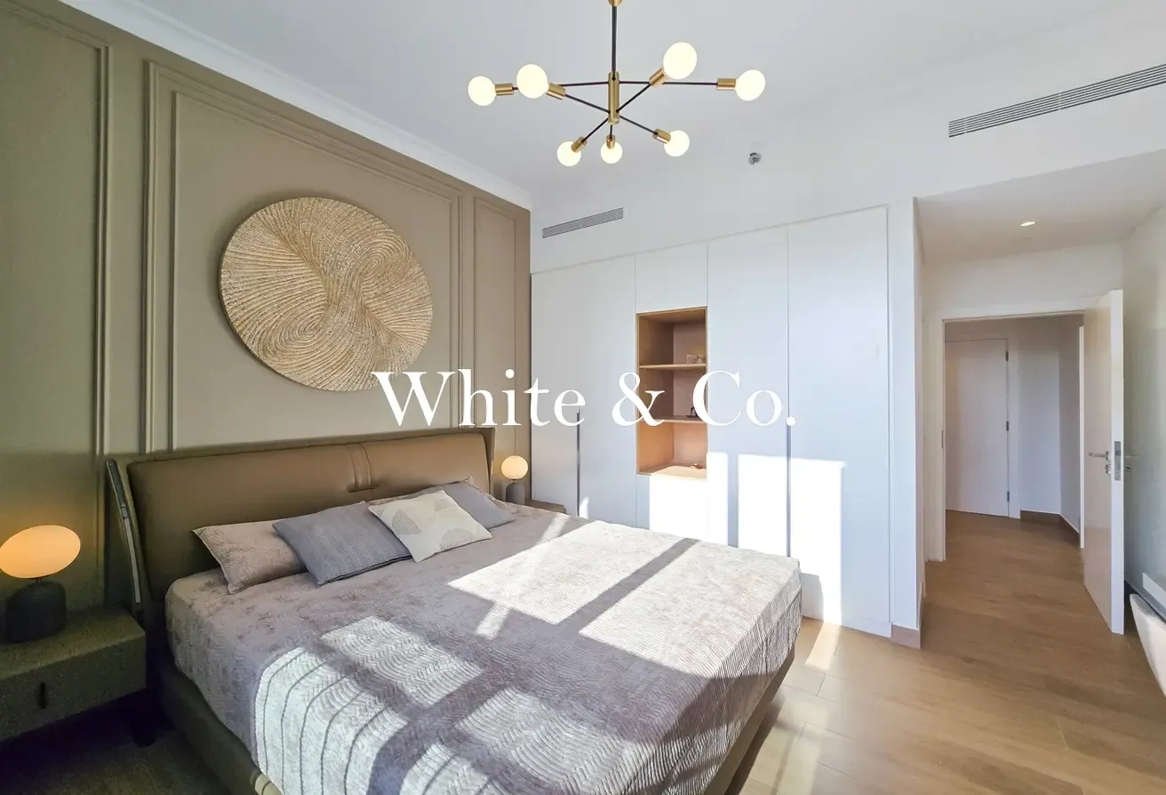 Skyline and Seaview | Upgraded | Vacant