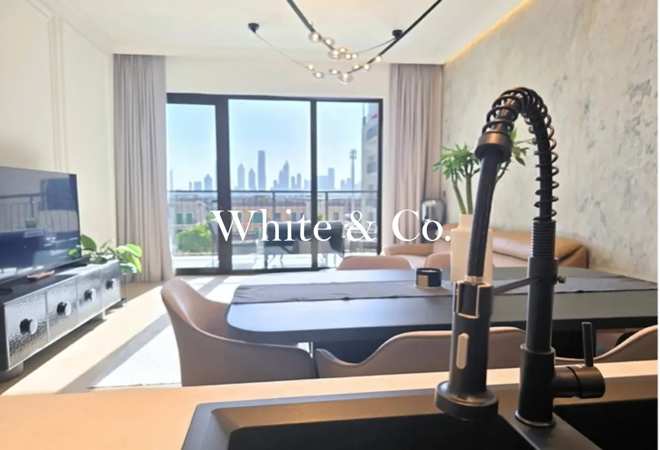 Skyline and Seaview | Upgraded | Vacant