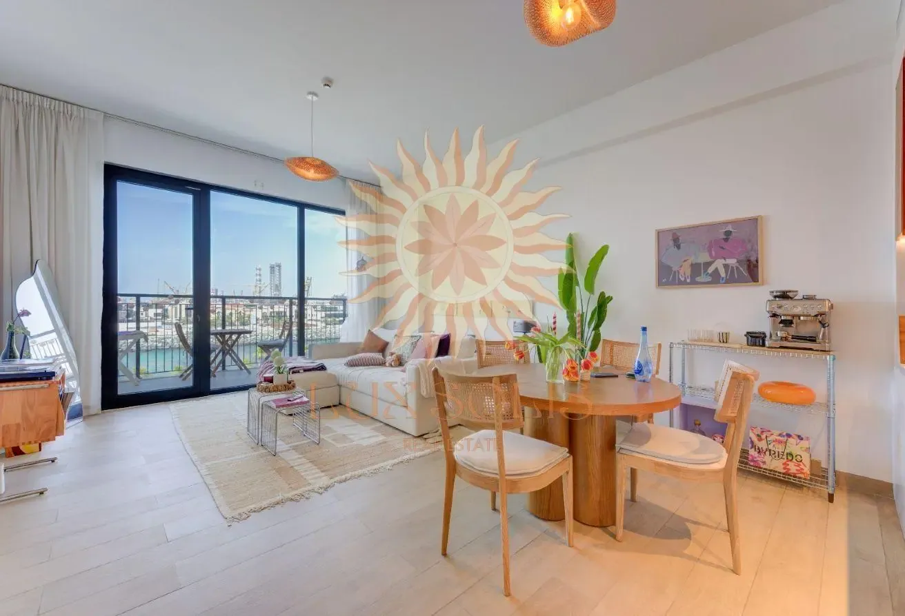 La Mer Expert |Motivated Seller |Sea View | Vacant