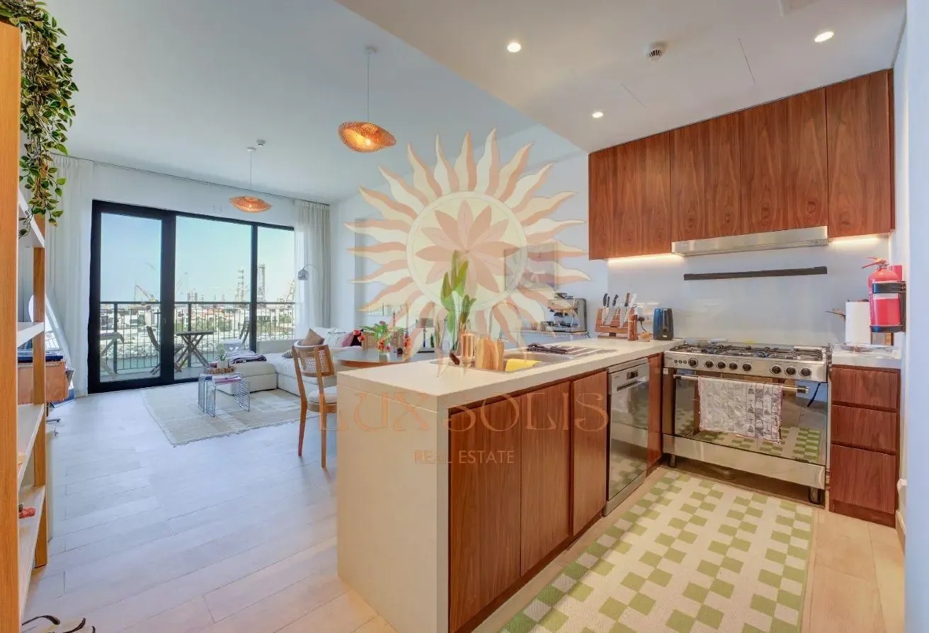 La Mer Expert |Motivated Seller |Sea View | Vacant