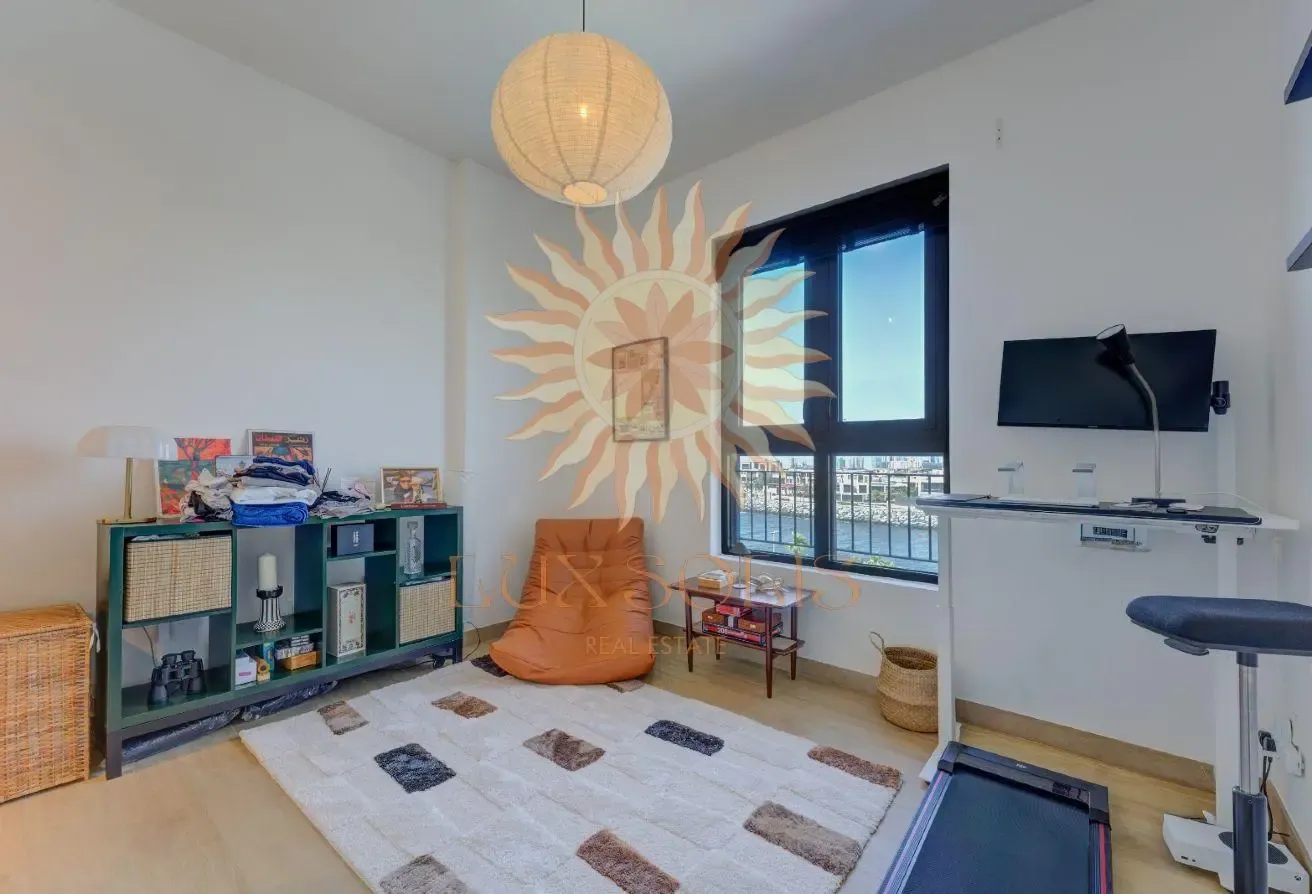 La Mer Expert |Motivated Seller |Sea View | Vacant