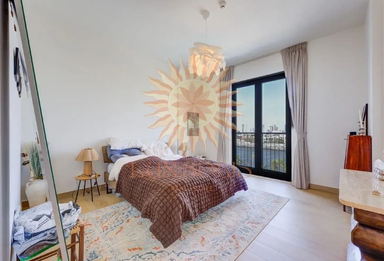La Mer Expert |Motivated Seller |Sea View | Vacant