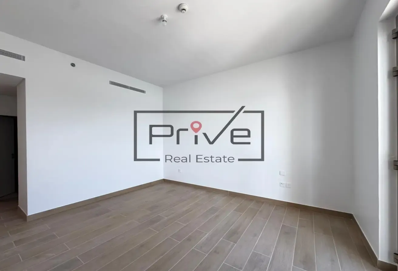 Burj Khalifa and Sea View | Brand New | Vacant