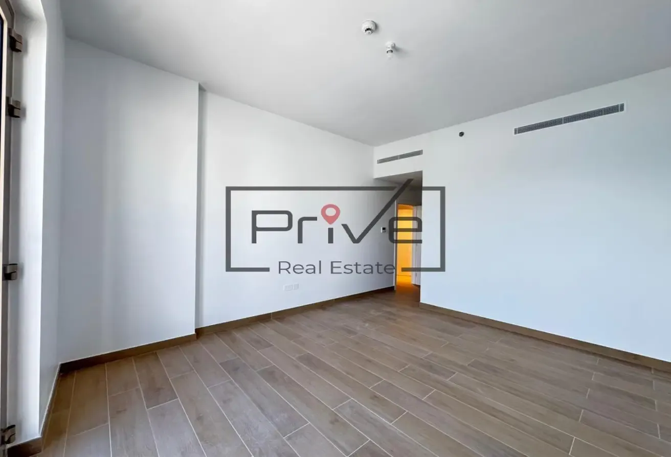 Burj Khalifa and Sea View | Brand New | Vacant