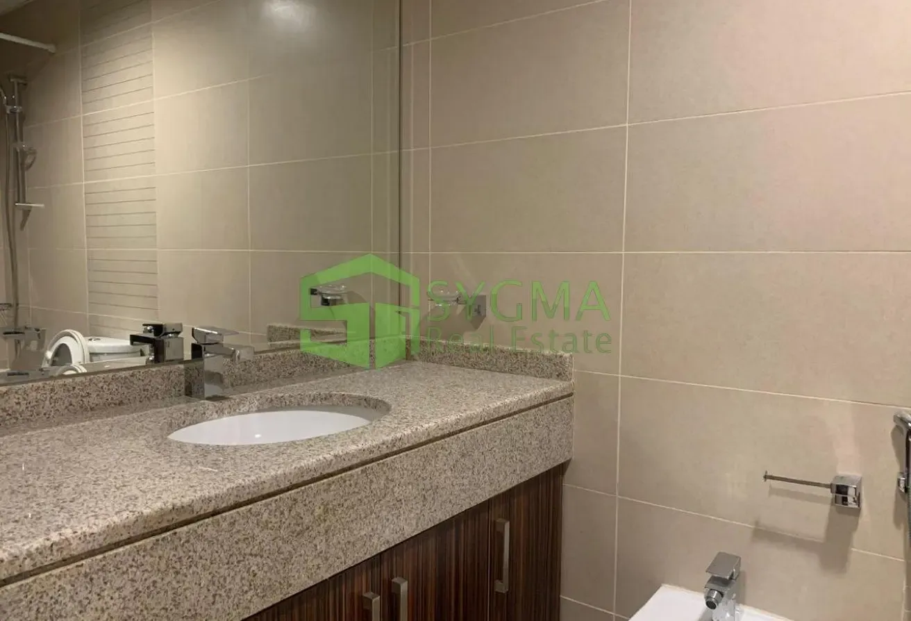 MOTIVATED SELLER | HIGH FLOOR | GOOD ROI| SPACIOUS