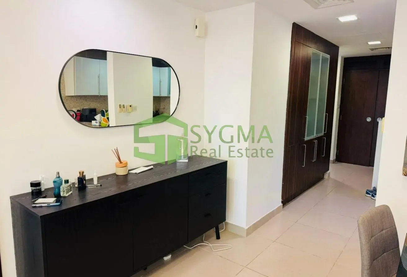 Nicely Furnished | Upgraded Unit | VOT