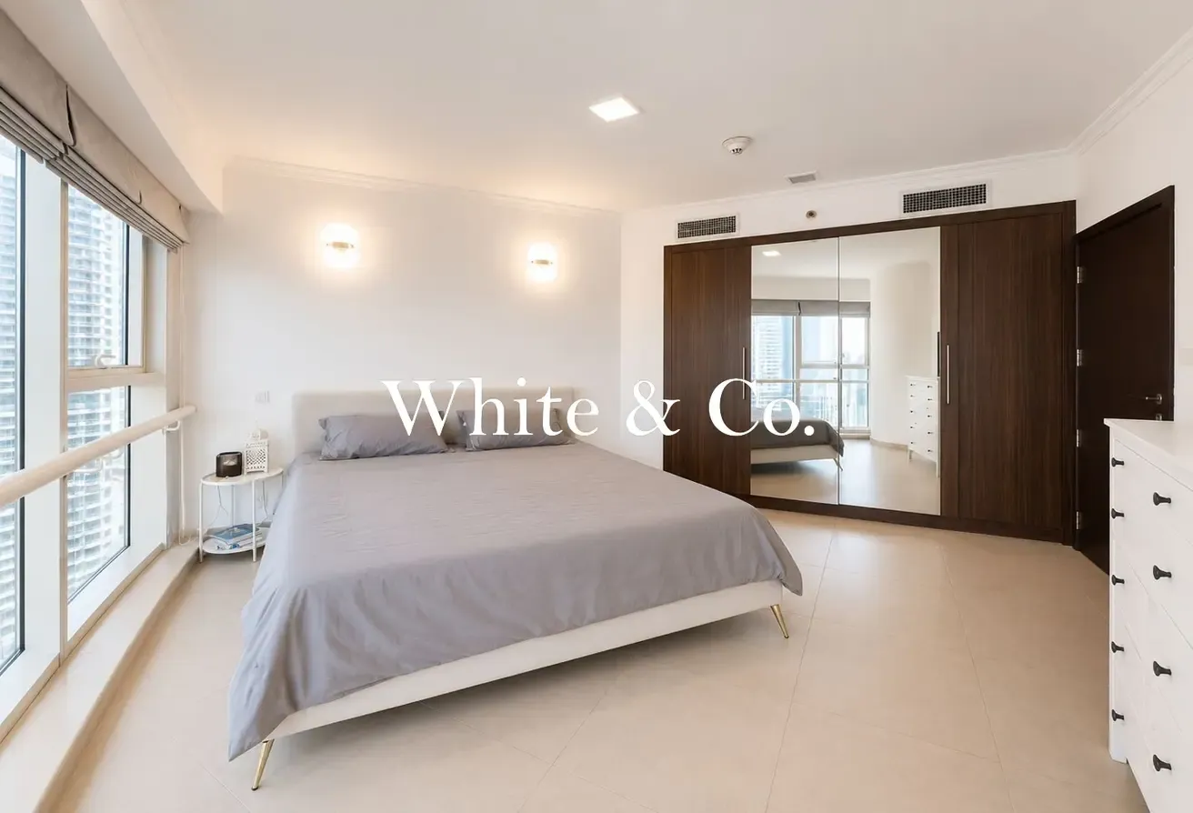 Vacant | Close to Metro | Fully Furnished