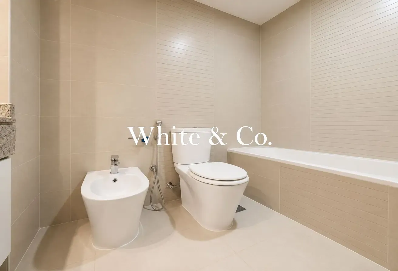 Vacant | Close to Metro | Fully Furnished