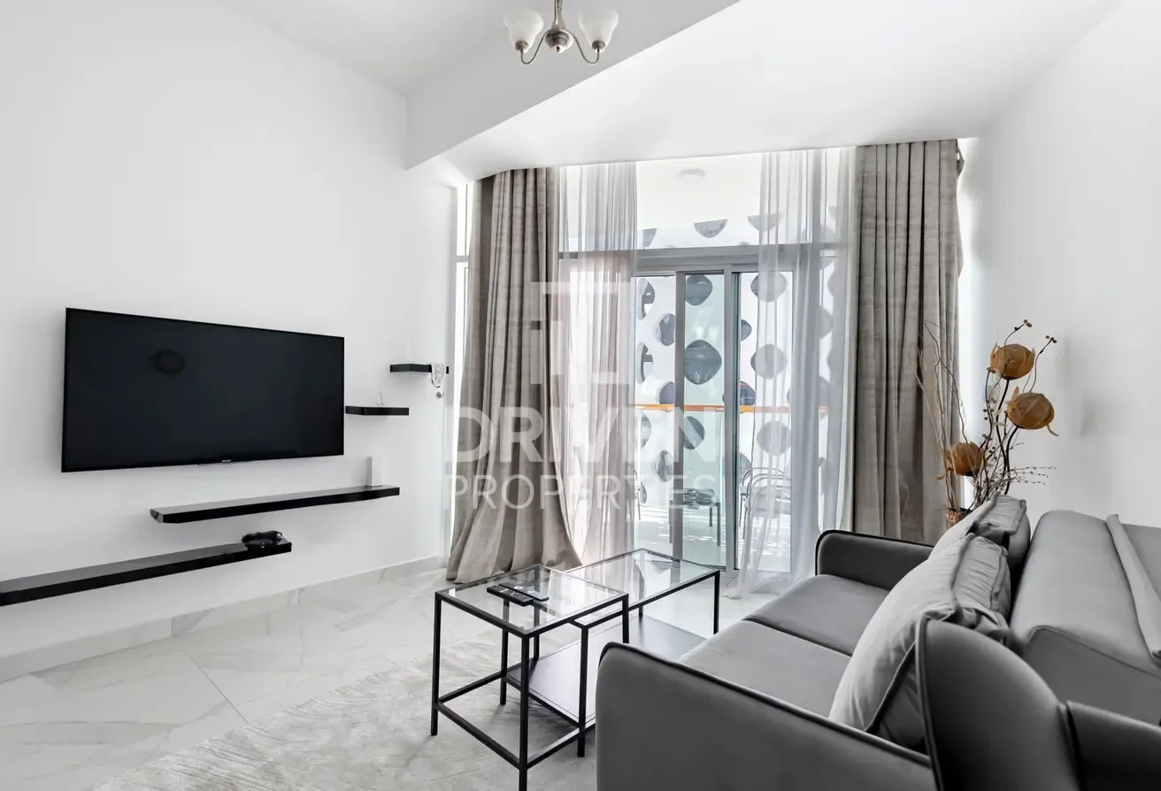 Burj Khalifa View | Great ROI | Rented Unit