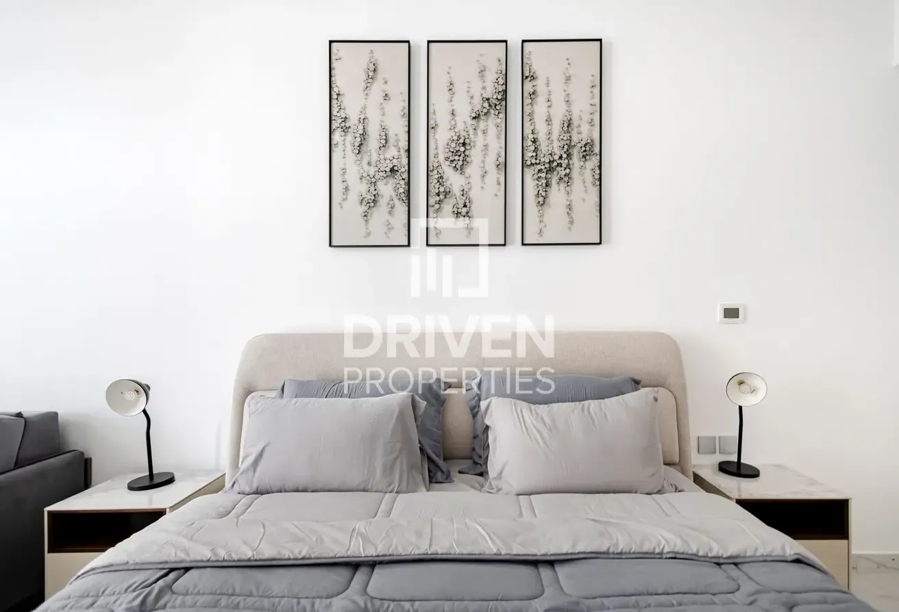 Burj Khalifa View | Great ROI | Rented Unit