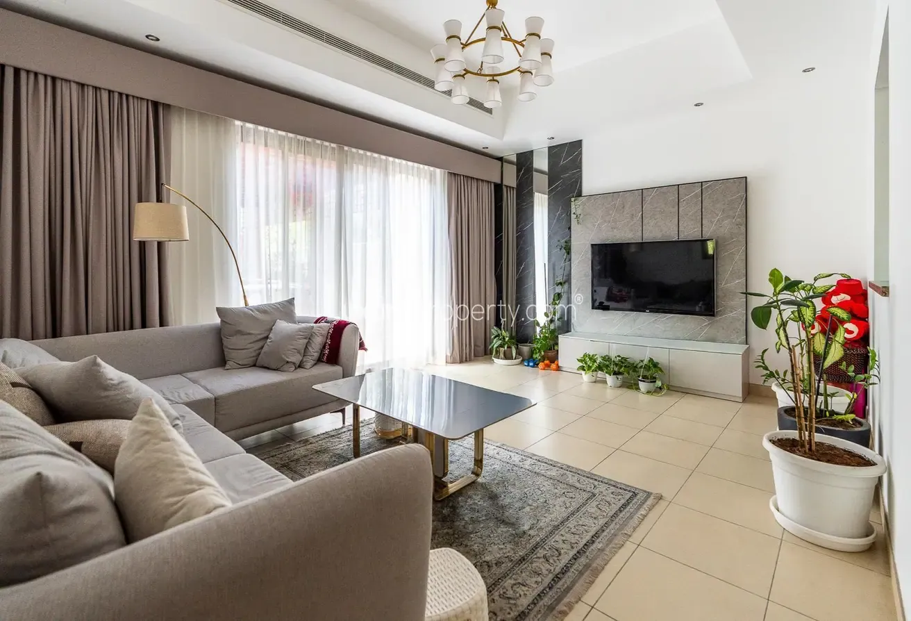 Huge Plot | Spacious | Single Row | VOT