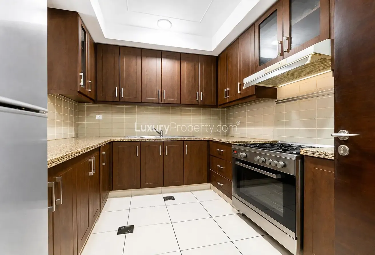 Huge Plot | Spacious | Single Row | VOT