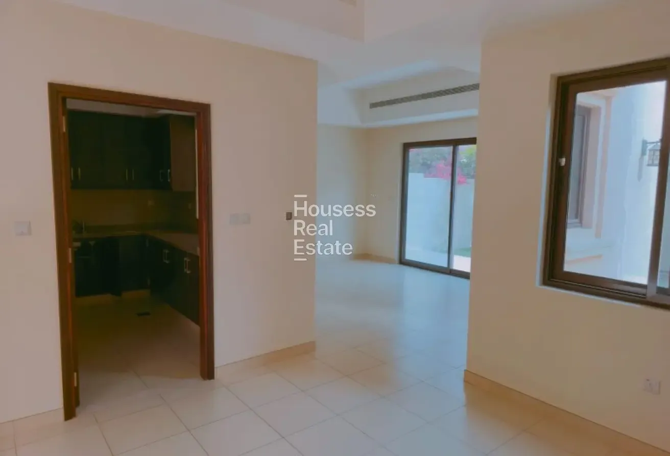 Well-Maintained | Private Lawn | Vacant