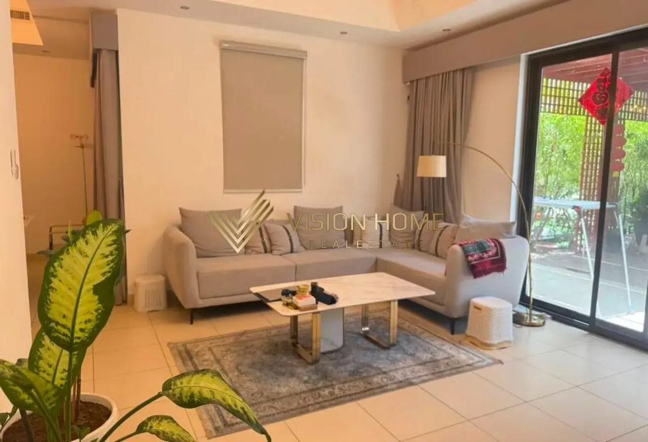 SPACIOUS 4BR + MAID | HUGE GARDEN | SINGLE ROW