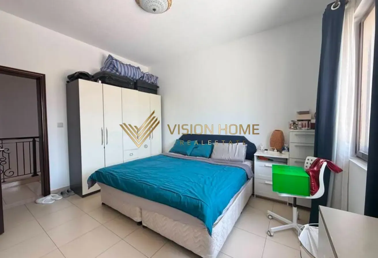 SPACIOUS 4BR + MAID | HUGE GARDEN | SINGLE ROW