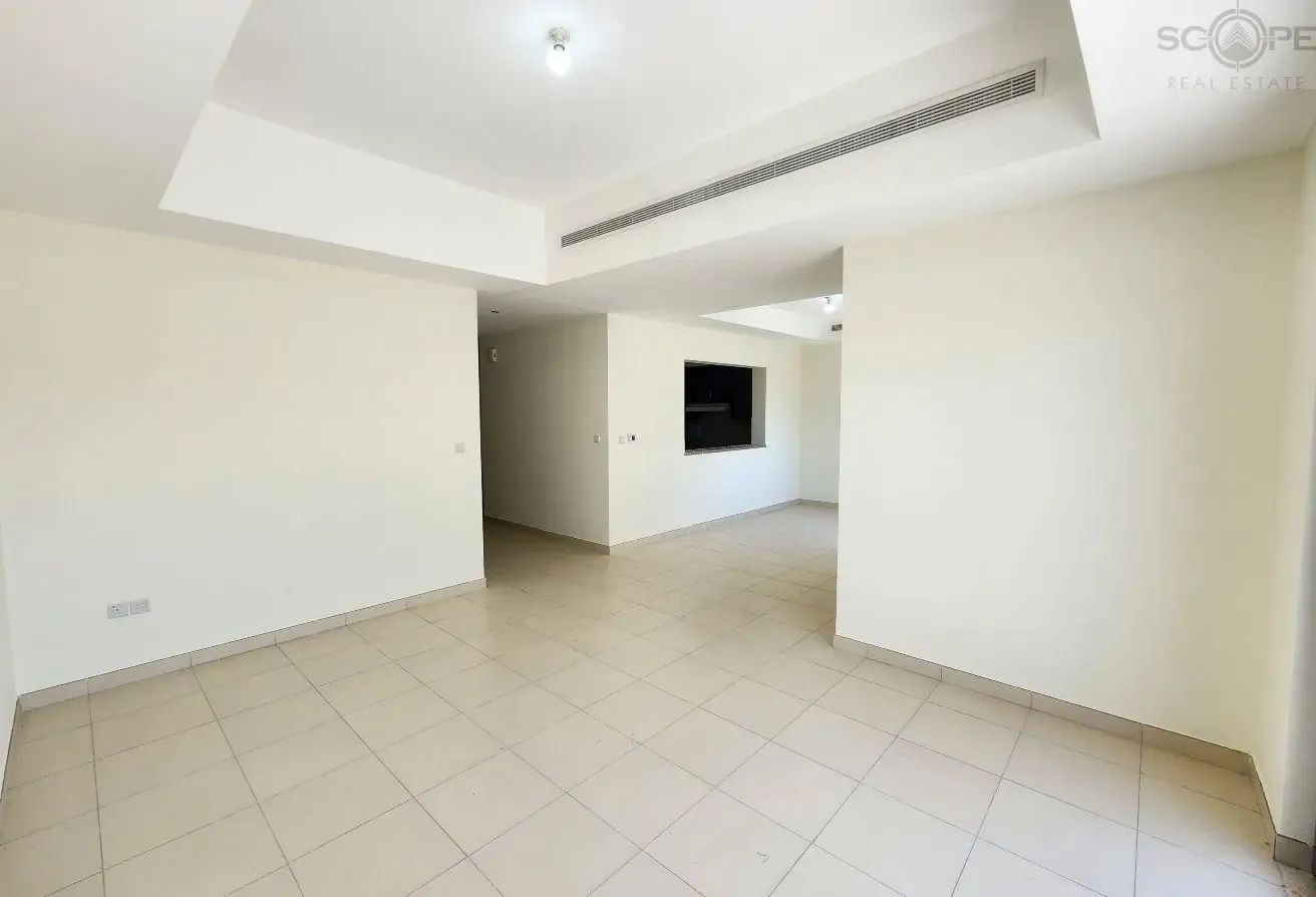 Vacant In August, Large Plot 2M, Opp to Pool, Mira
