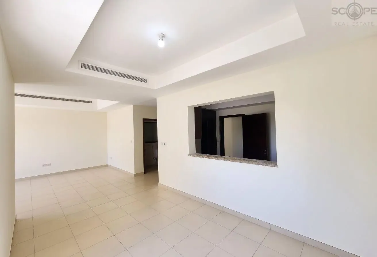 Vacant In August, Large Plot 2M, Opp to Pool, Mira