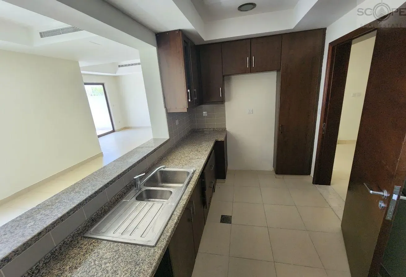 Vacant In August, Large Plot 2M, Opp to Pool, Mira