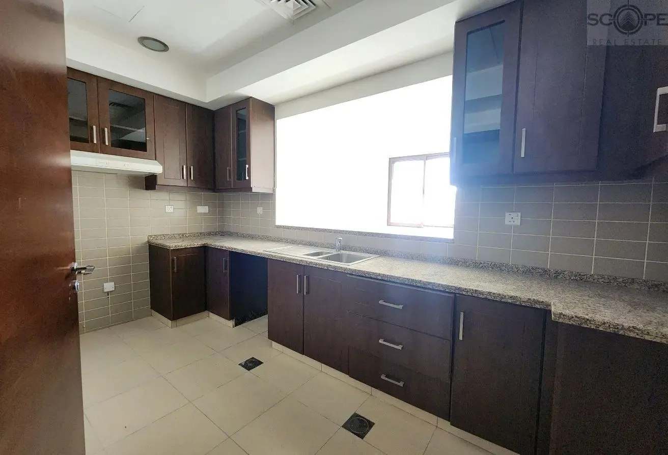 Vacant In August, Large Plot 2M, Opp to Pool, Mira