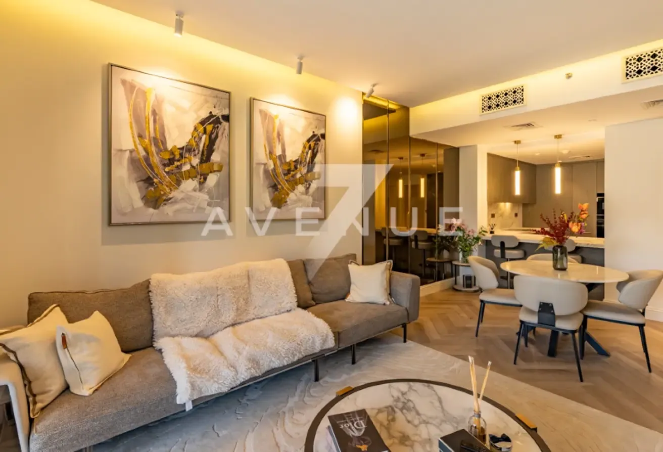 VACANT | One of a kind | Modern Finishes