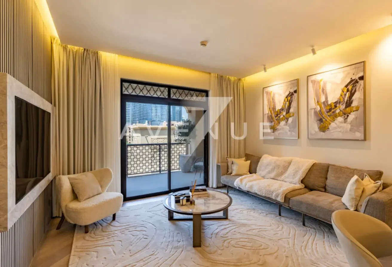 VACANT | One of a kind | Modern Finishes