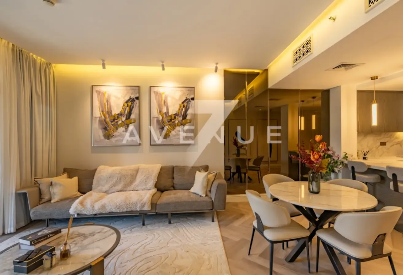 VACANT | One of a kind | Modern Finishes