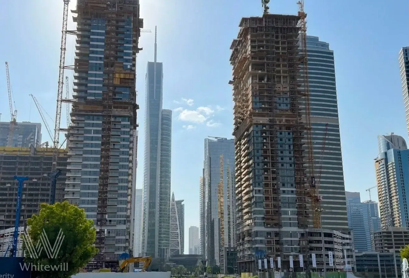 01 Series | Unobstructed JLT View | High floor
