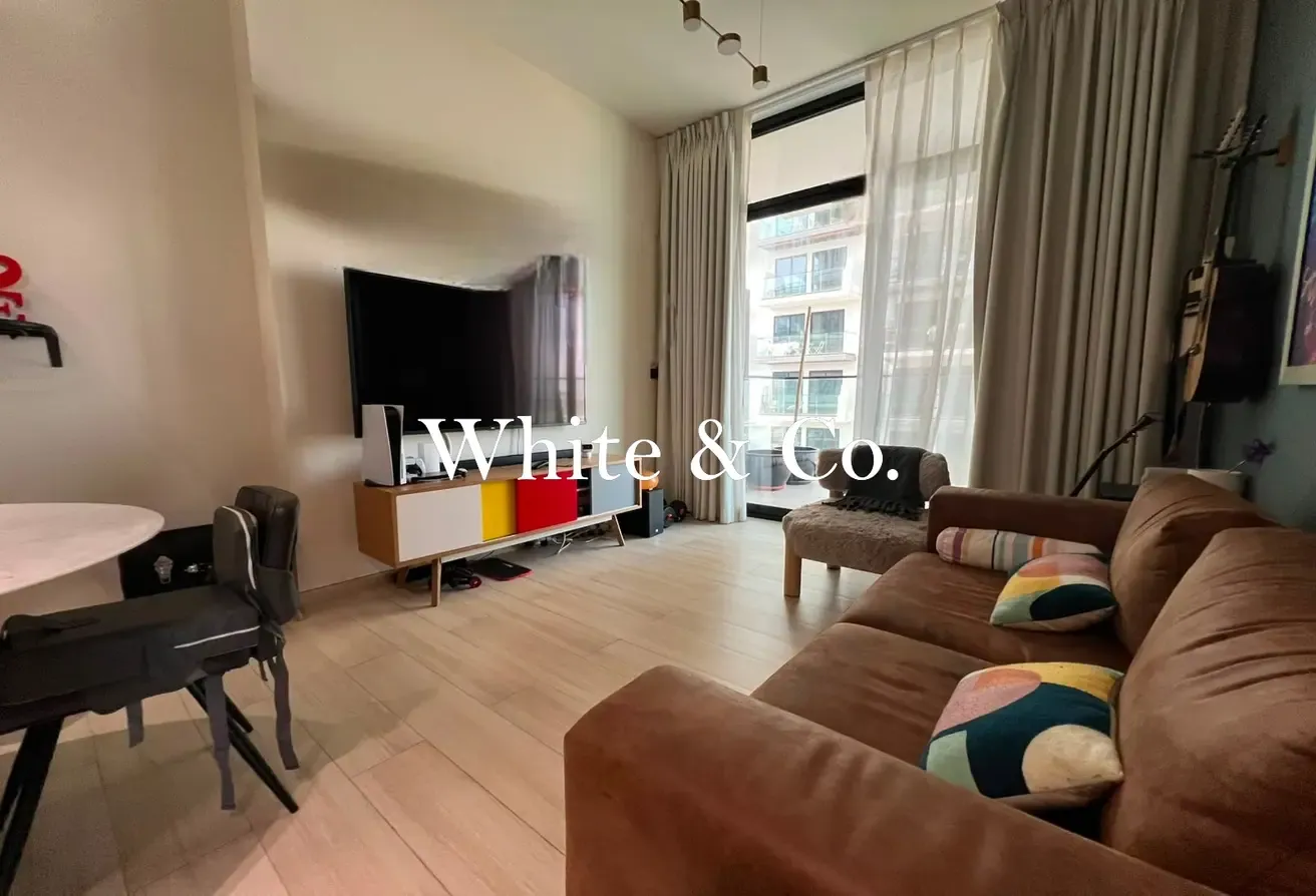 Vacant Soon | Closed Kitchen | Open Views