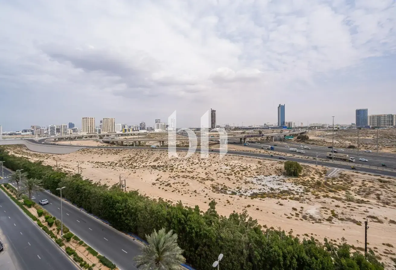 Spacious | Open View | Ready to Move | VOT