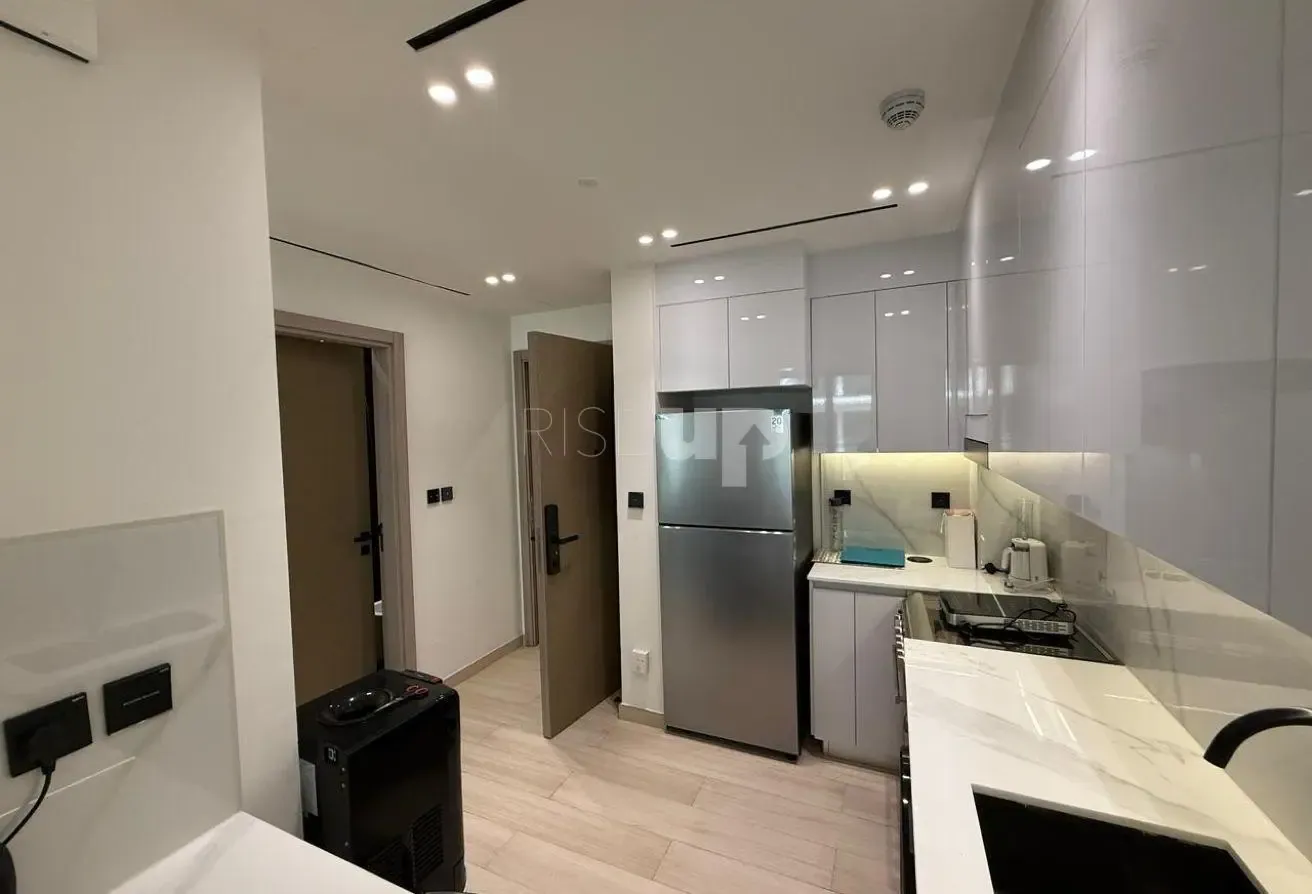 Modern Living space | Vacant | High Floor