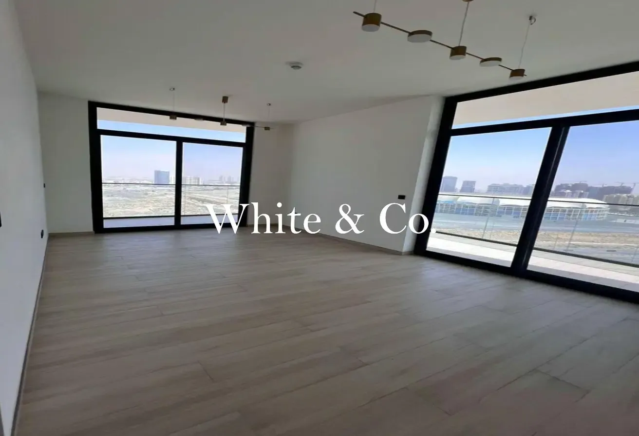 High Floor | Corner Unit | Large Layout