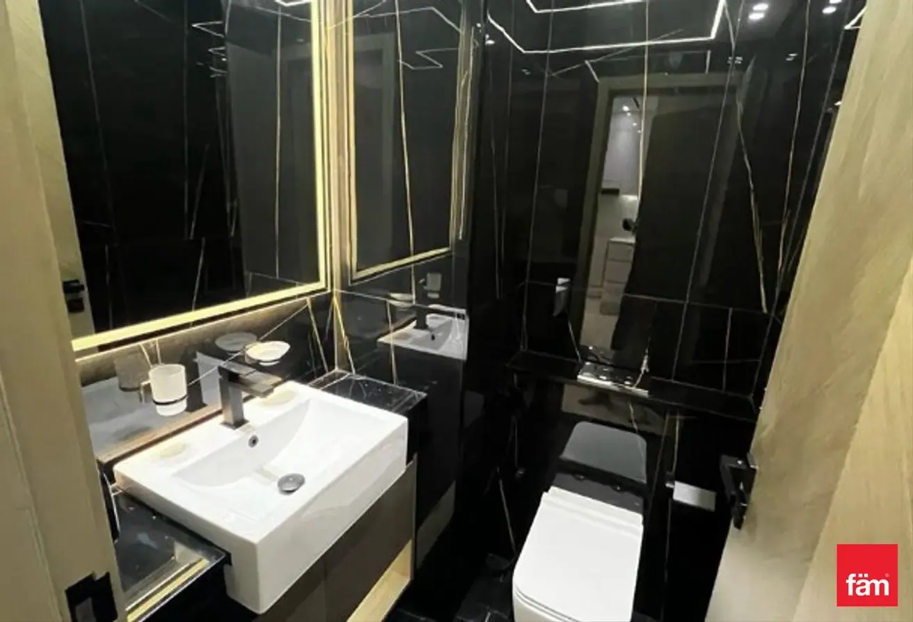 1br Smart Home | Full Pool View | Prime Location