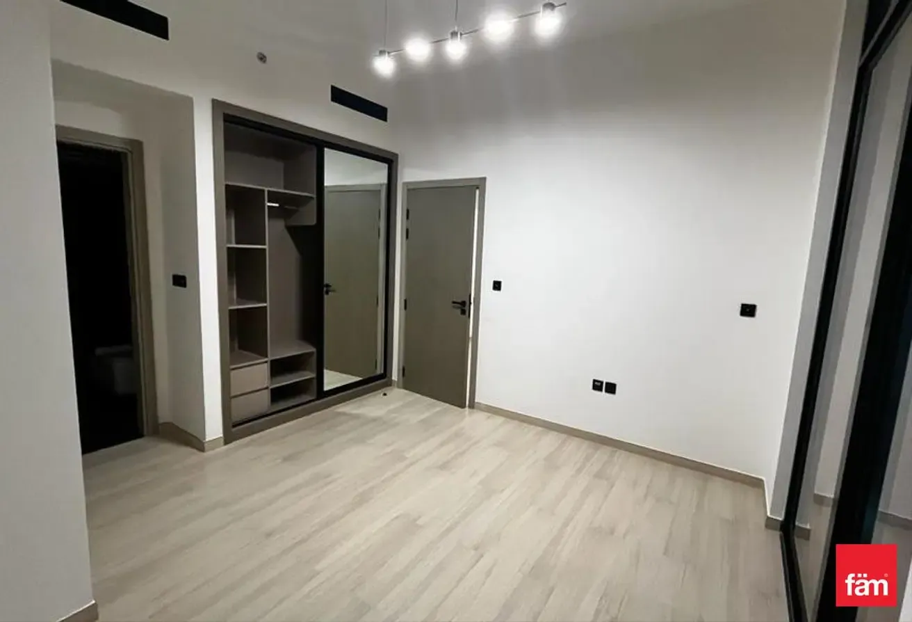 1br Smart Home | Full Pool View | Prime Location