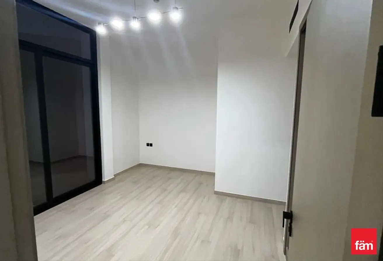 1br Smart Home | Full Pool View | Prime Location