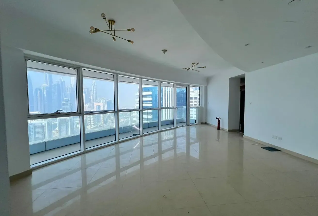 Vacant | High floor | SZR view | Ready 2 move in