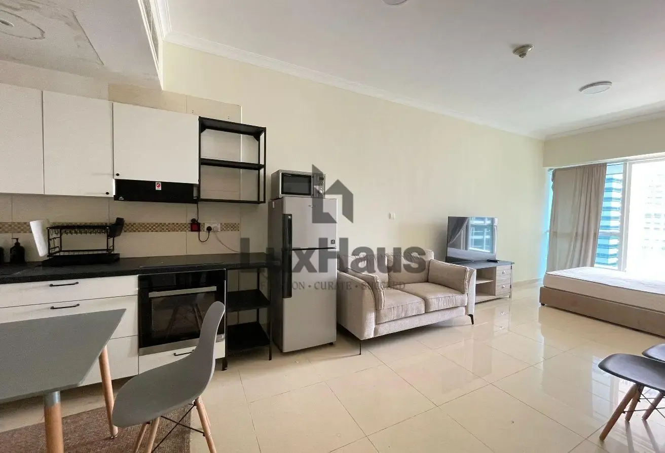 Upgraded| Furnished| Marina Skyline View