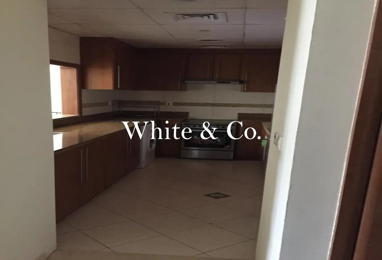 Spacious | Mid Floor | Motivated Seller