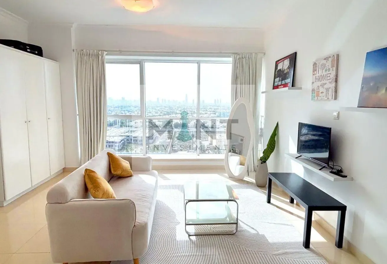 Park and Skyline View | Furnished I Rented
