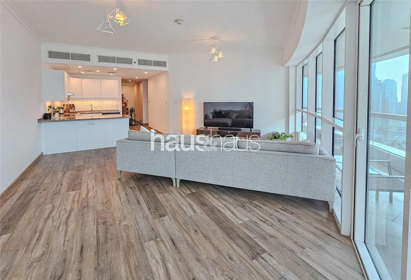 Fully Upgraded | Marina Skyline Views | VOT