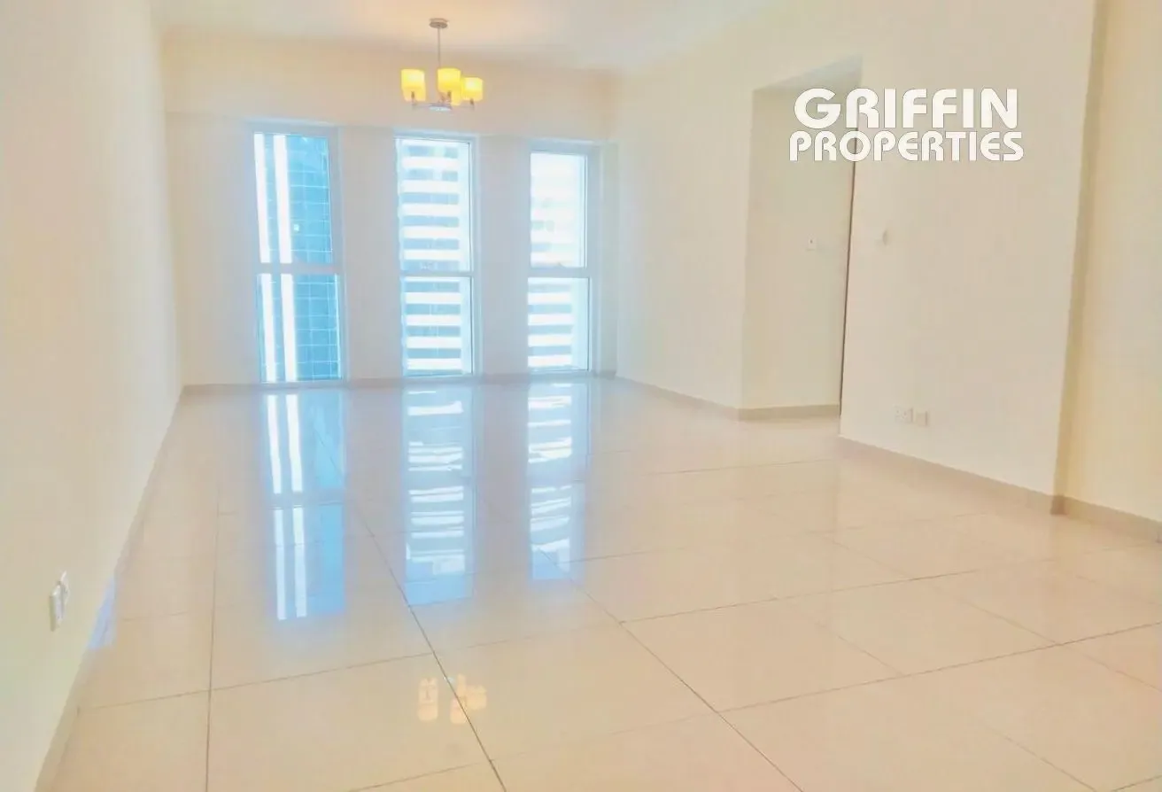 Unfurnished | 2BHK | with Balcony | Near Metro