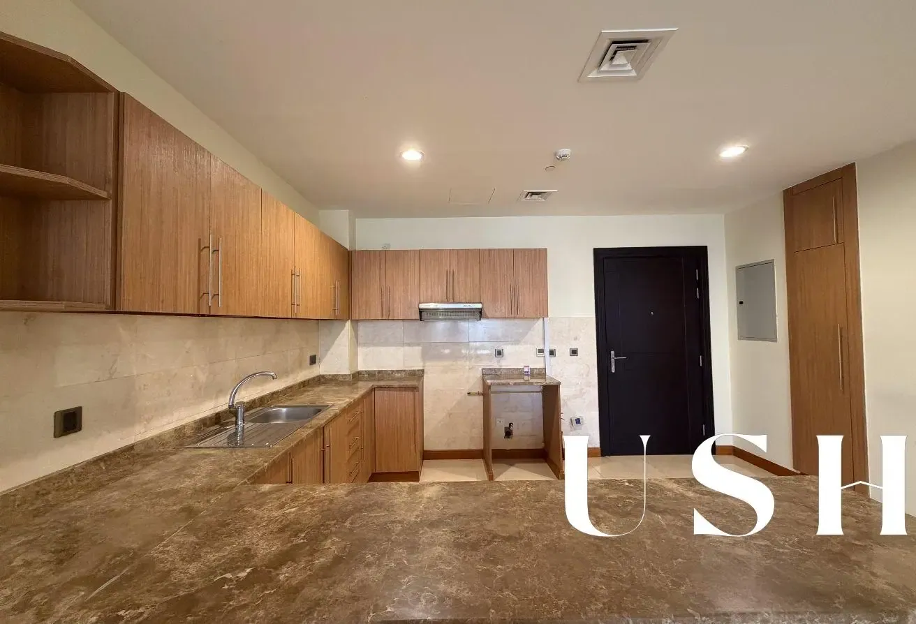 1BR | Freehold | Vacant | No Balcony