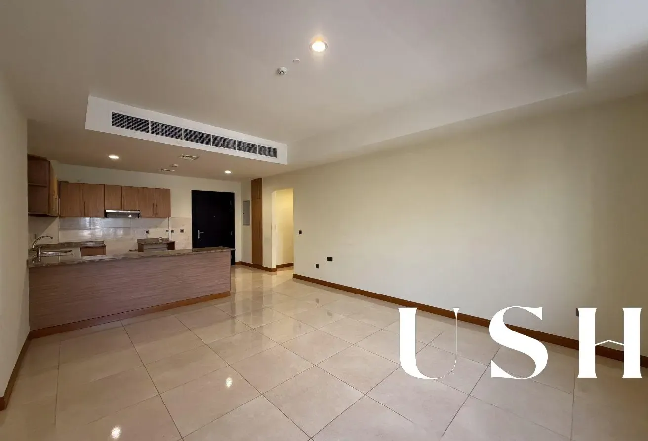 1BR | Freehold | Vacant | No Balcony