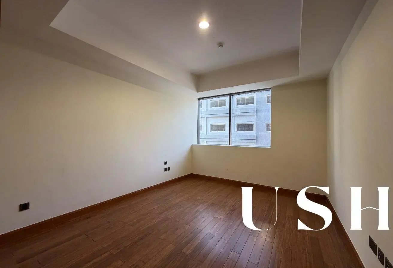 1BR | Freehold | Vacant | No Balcony